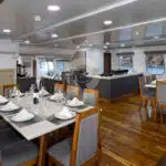 Natural-Paradise-Galapagos-Yacht-dining-area-2