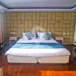 Petrel-Galapagos-Catamaran-matrimonial-cabin