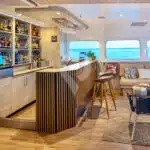 Solaris-Galapagos-Yacht-bar