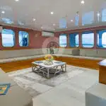 Tip-Top-4-Galapagos-Yacht-lounge