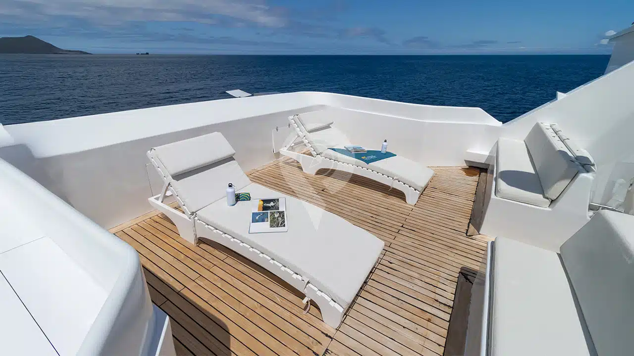 Tip-Top-4-Galapagos-Yacht-sun-deck-2