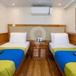 Tip-Top-4-Galapagos-Yacht-twin-bed-upper-deck