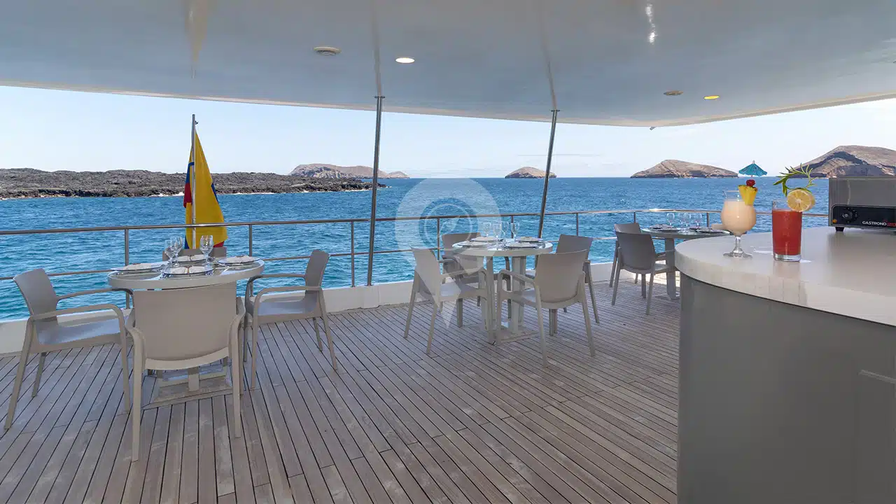 Tip-Top-5-Galapagos-Catamaran-upper-deck-terrace-3