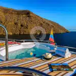Treasure-of-Galapagos-Catamaran-jacuzzi