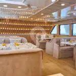 Monserrat-Galapagos-Yacht-Latitude-Restaurant-2
