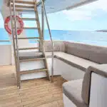 Monserrat-Galapagos-Yacht-boarding-lounge-1