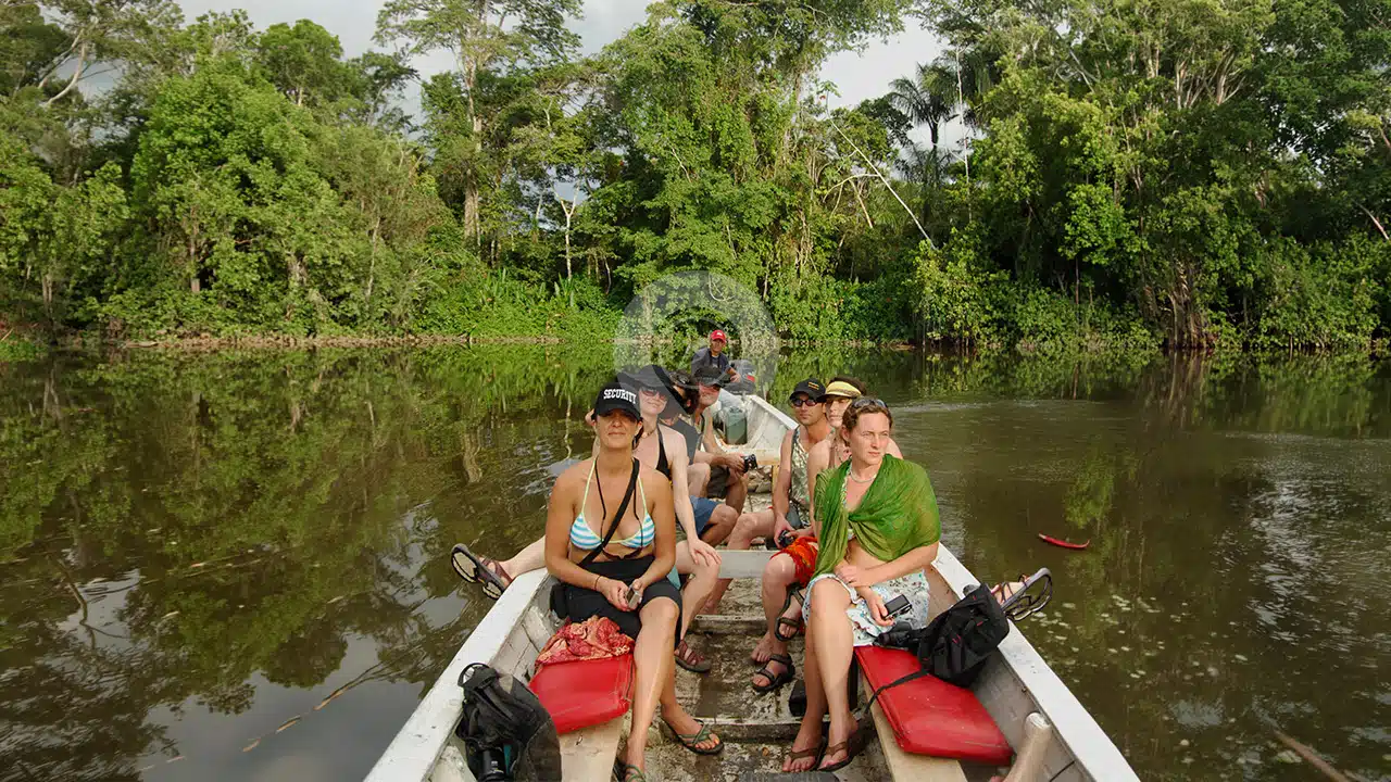 Amazon-Dolphin-Lodge-activities-02
