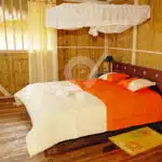 Amazon-Dolphin-Lodge-bedroom-03