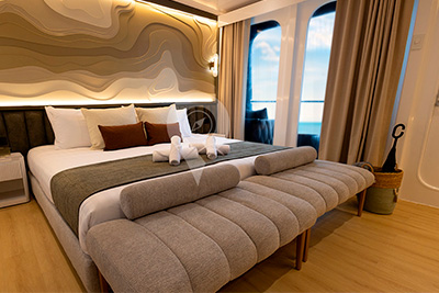 Main Convertible Cabins