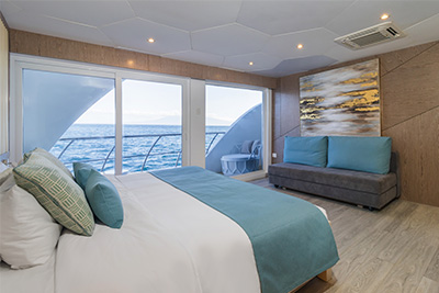 Main Golden Suites