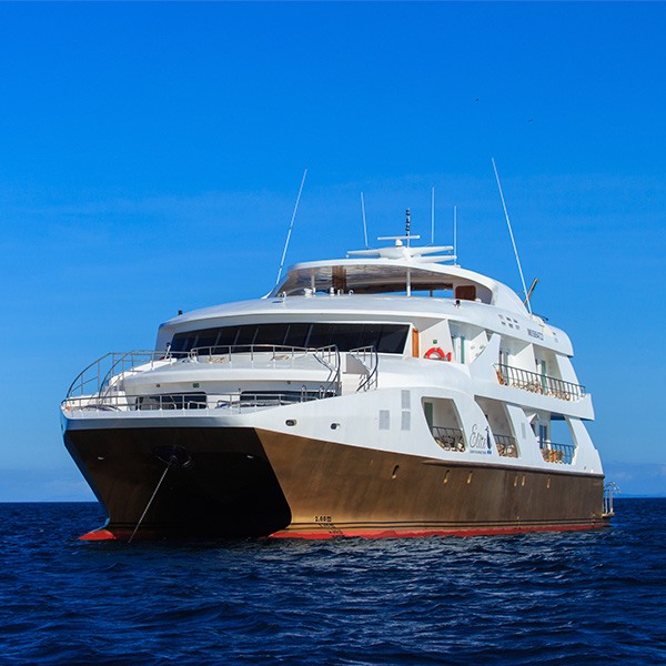 catamaranes-en-galapagos-p2