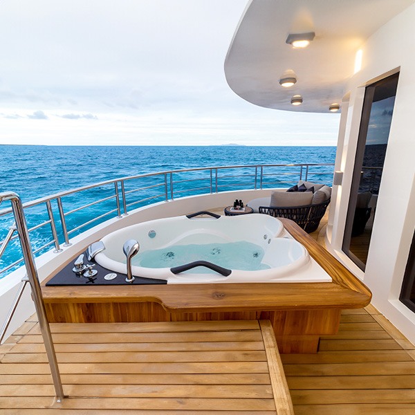 jacuzzi-p1