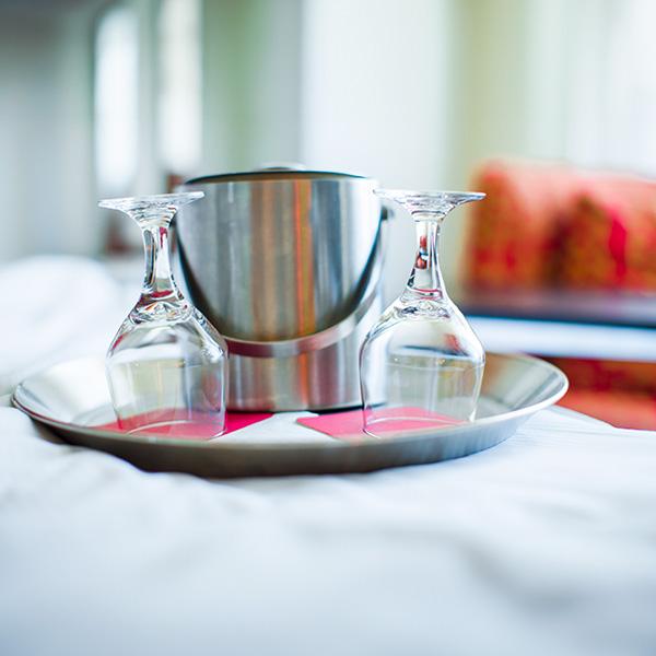 room-service-q1