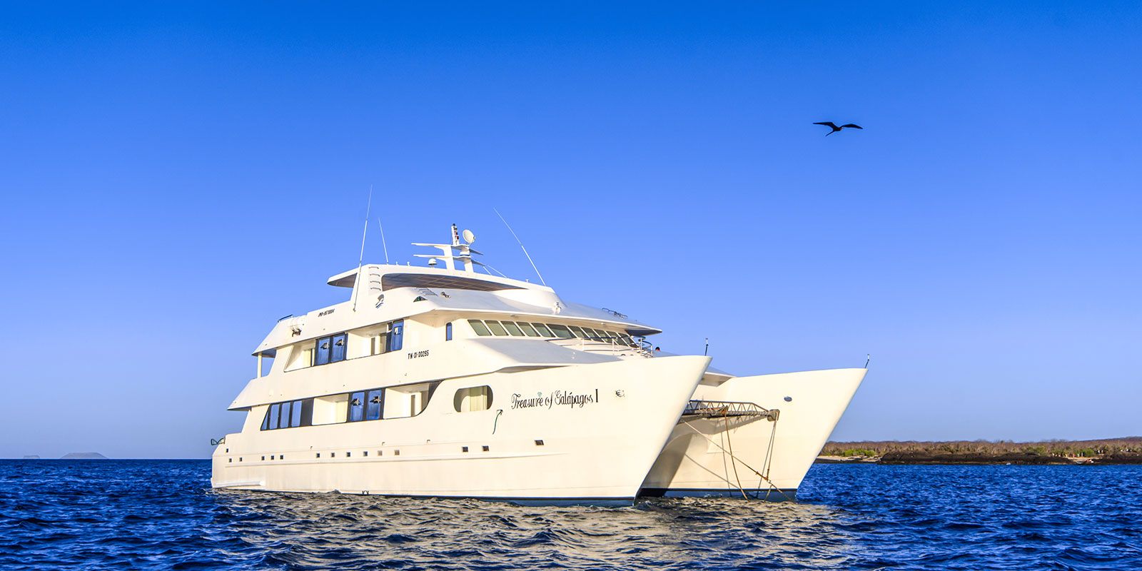 First Class Galapagos Cruises